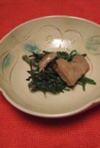 豚味噌漬け肉とせりの炒め物