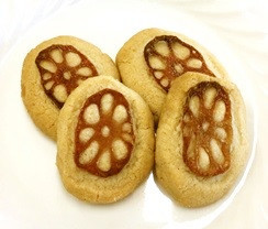 れんこんと阿波晩茶の米粉クッキーの画像