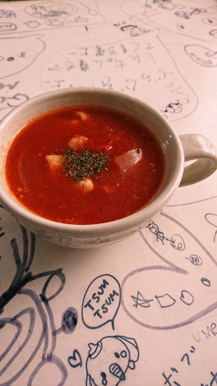 鶏胸肉と玉ねぎの簡単トマトスープ｡+☆の画像