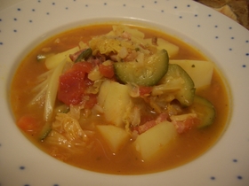 野菜たっぷりミネストローネ