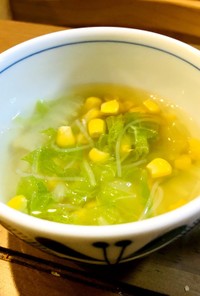 白菜とコーンの春雨スープ