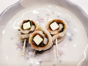 梅肉 大葉 チーズの竹輪巻き