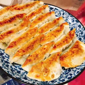 さば缶とキャベツのスタミナ焼き揚げ餃子