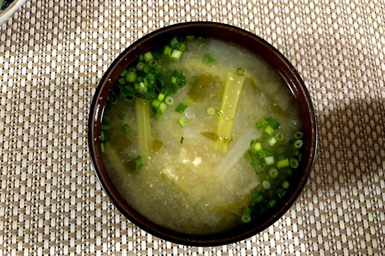 大根の葉を使ったお味噌汁 レシピ 作り方 By まにゃキッチン クックパッド