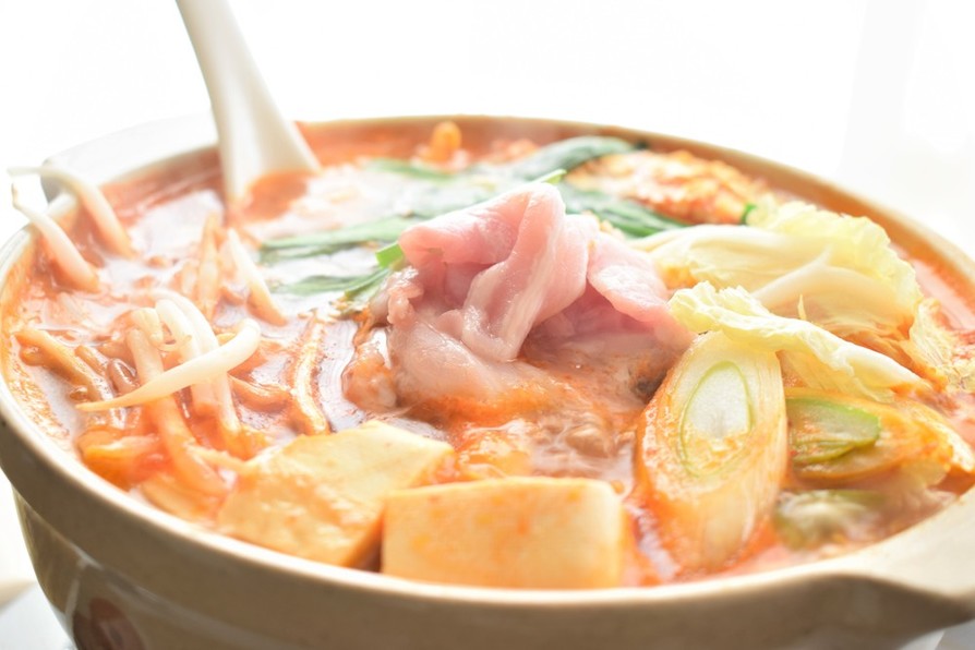 カップ麺で。豚バラ肉の辛味噌なべ☆彡の画像