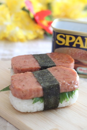 大葉のスパムおにぎり