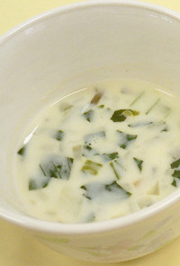 小松菜のミルクスープ