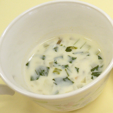 小松菜のミルクスープの写真