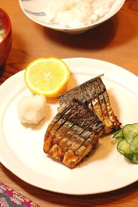 これが最高の焼き加減♪サバの塩焼きのコツ