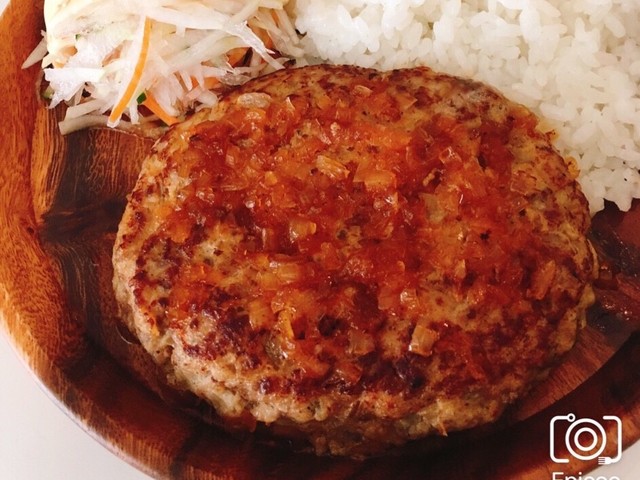 びっくりドンキー風ジューシーハンバーグ レシピ 作り方 By 新米幸せママ クックパッド 簡単おいしいみんなのレシピが352万品