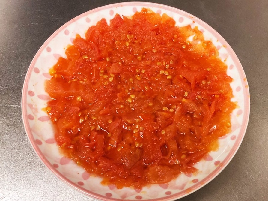 離乳食 生トマトでトマトソースベース作りの画像