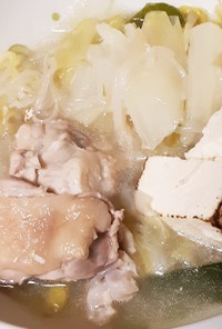 風邪予防に！鶏と白菜の生姜スープ