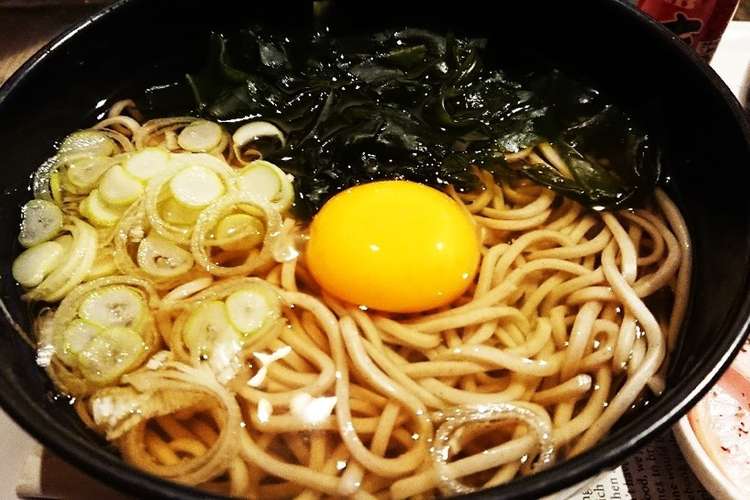 きのこ たっぷり月見そば 鶏肉入り レシピ 作り方 By はなおじさん クックパッド 簡単おいしいみんなのレシピが353万品