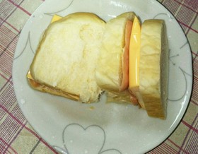 ☆ちぎりパンでミニサンドイッチ☆