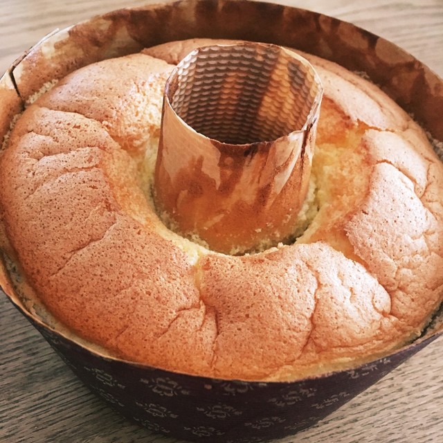 簡単 4号の小さめシフォンケーキ レシピ 作り方 By ピーターラビットt クックパッド 簡単おいしいみんなのレシピが350万品