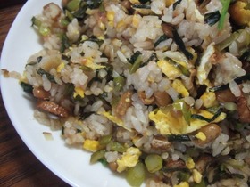 モリモリ!納豆高菜チャーハン梅肉風味