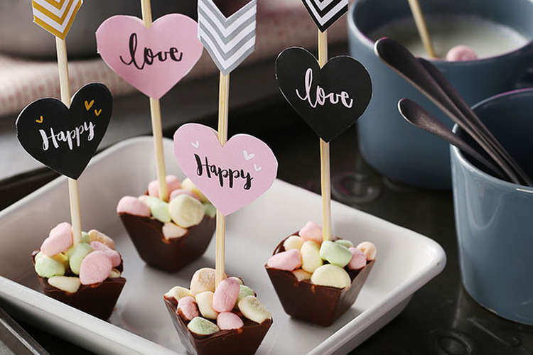 ホットマシュマロチョコスティック レシピ 作り方 By Pixus クックパッド 簡単おいしいみんなのレシピが355万品