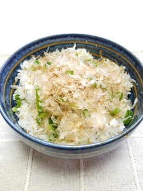 ☆忙しい・朝に♪しらす・おかか丼☆