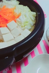 オリジナルたれで食べる湯豆腐(^-^)