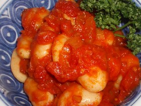 手作りトマトソースと白花豆の一品♪