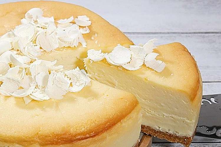 ホワイトチョコの濃厚ベイクドチーズケーキ レシピ 作り方 By ひろまるクック クックパッド 簡単おいしいみんなのレシピが350万品
