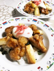 揚げずに楽チン!甘辛ダレの唐揚げ丼の写真