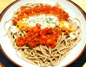 山形蕎麦のボロネーゼ