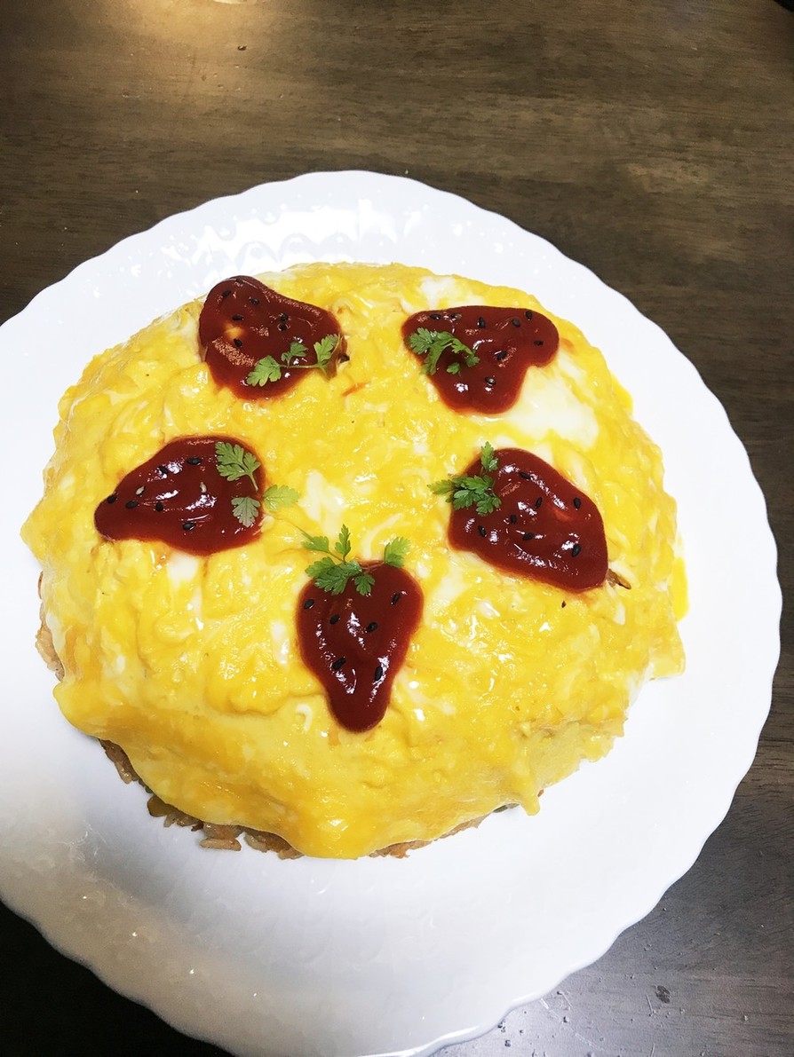 卵乗せるだけ♬♡簡単ケーキ風オムライスの画像