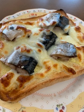 栄養満点!のせて焼くだけサバチートースト