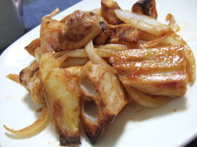鶏肉とポテトの甘酢ケチャップ炒め