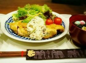 チキン南蛮(梅ちりめんのタルタルソース)