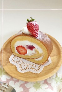苺ソースの♡ふわふわシフォンロールケーキ