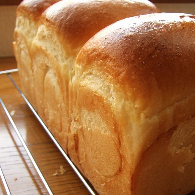 サラダ油で食パン バター無し 手捏ねパン レシピ 作り方 By ちぃさんち クックパッド 簡単おいしいみんなのレシピが355万品