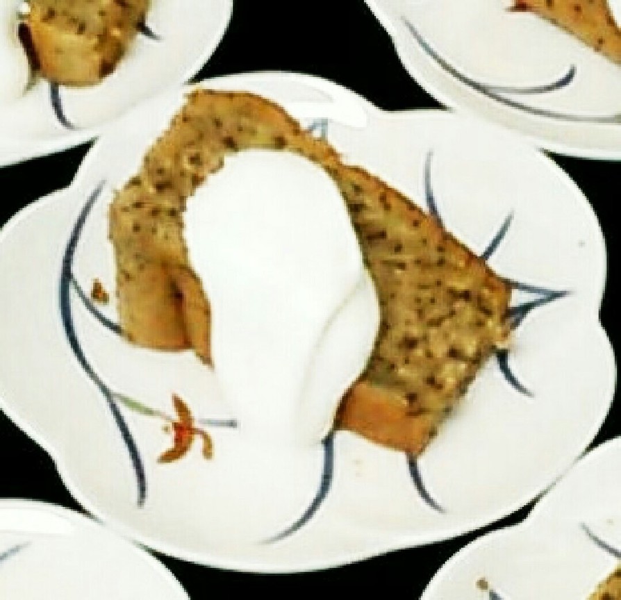 紅茶とりんごのシフォンケーキの画像