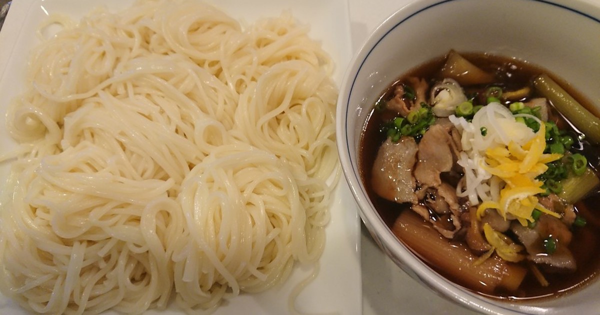 豚バラ肉ときのこのつけ汁うどん レシピ 作り方 By Afmhami クックパッド 簡単おいしいみんなのレシピが352万品