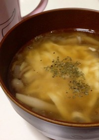 飴色たまねぎのオニグラ風スープ