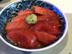 簡単まぐろの漬け丼 醤油とみりん1対1