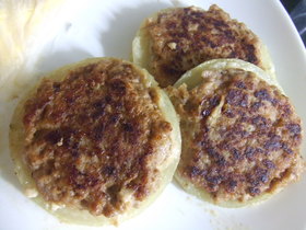 かつお節バーグの玉ねぎ焼き
