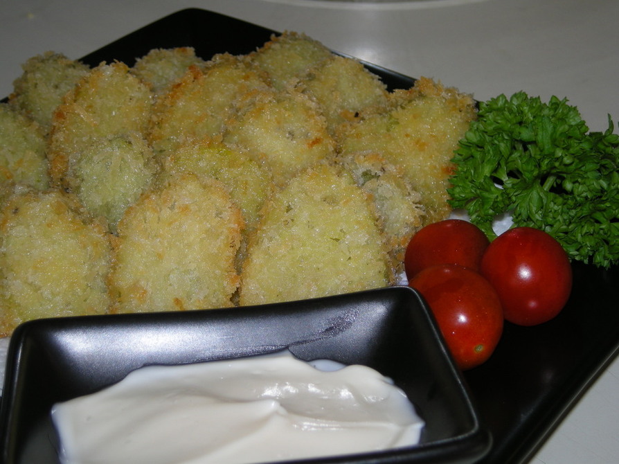 バッファロー ワイルド ウィングのコピーキャット フライド ピクルスのレシピ