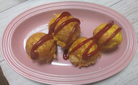 カゴメケチャップでたこ焼きオムライス