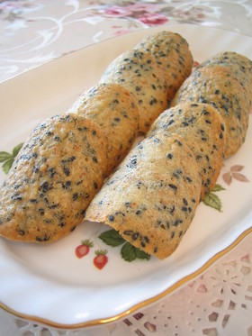 卵白2個分♪ごまのチュイール