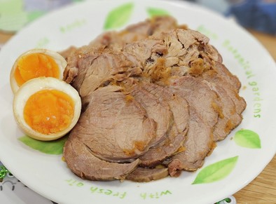 簡単♥炊飯器でチャーシュー♪の写真