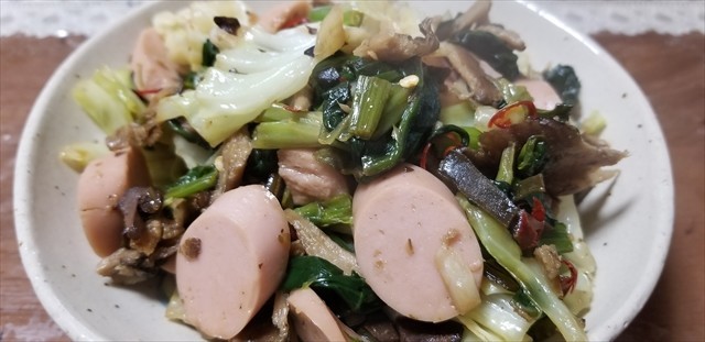 チチタケとマイタケの野菜炒め・醤油味＾＾の画像