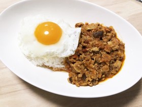 男のスパイスキーマカレー