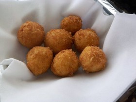 貝柱とカニ缶の簡単トロトロ・コロコロッケ