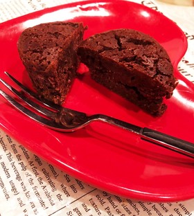スリラチャ チョコケーキ