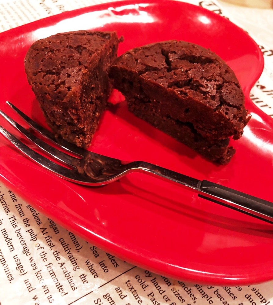 スリラチャ チョコケーキの画像