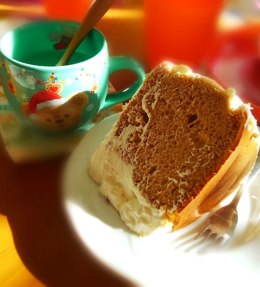 紅茶のシフォンケーキの画像