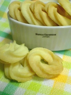 口どけサラサラ♪バニラクッキー。