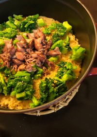 ホタルイカと菜の花と生姜の炊き込みご飯